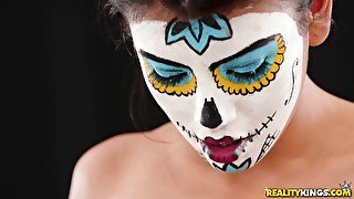 Sexy round butt chick with painted face Michelle Martinez blowjobs big dick