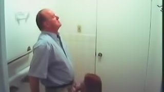 Older guy got a blowjob