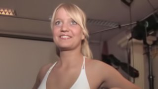 Sexy Goldie craves for a long dildo and a delicious pecker