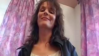 MILF Gives A Masturbation Private Show