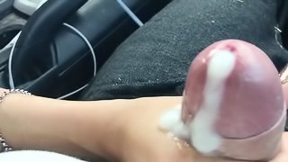 Watch how she clean the cum after a messy cumshot