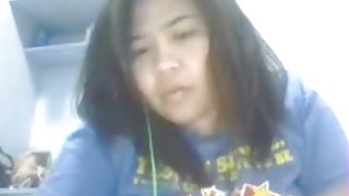 chubby filipino queenmeve uses phone as vibrator-p1 (1)