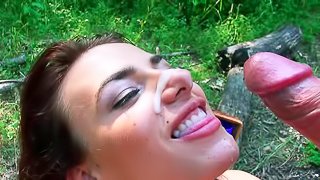 Young beauty gets fucked in outdoor