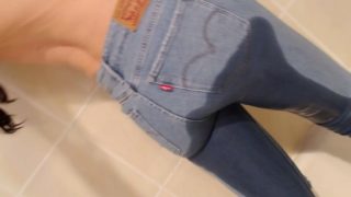 We totally SOAKED my Levis Jeans