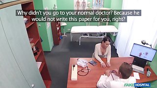Doctor gets sexy patients pussy wet - FakeHospital