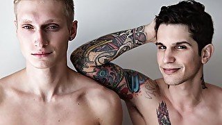 Standing fuck scene with Max Carter and Pierre Fitch