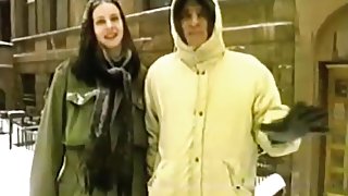 German skinny amateur in - freezing anal in the snow