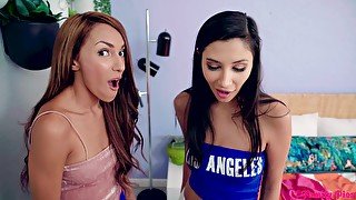 Gianna Dior and Hime Marie take turns at riding a thick shaft