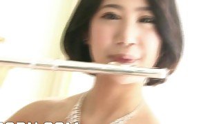 She likes play the flute and a good japanese cock to fuck