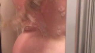 Peeking on my girlfriend, Kikipawg in the shower. Enjoy!