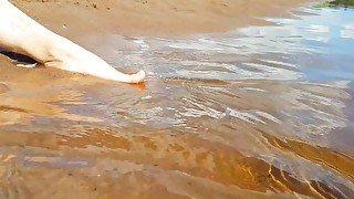 FINGERING ON A PUBLIC BEACH AND GETS A REAL COOL ORGASM - TIGHT PUSSY PLAYSKITTY ULTRA HD 4K