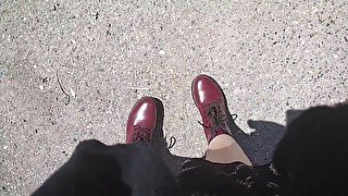 Nicoletta can't hold back and pisses on your face in a public garden - Wonderful upskirt pee