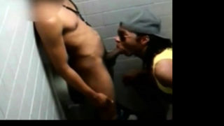 Ghetto Slut in Public Toilets