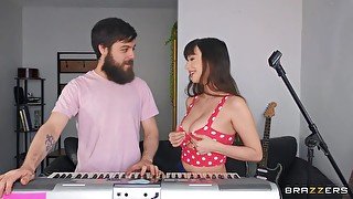 Jessica Starling Makes Music with Bearded Hipster Vitaly Vox