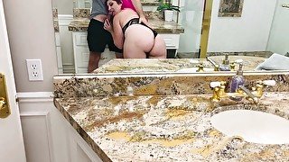 FUCK ME IN THE BATHROOM