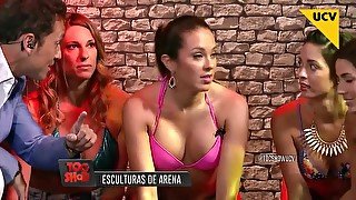 chile Fran Pauli y Vero hacen Esculturas de Arena en Bikini