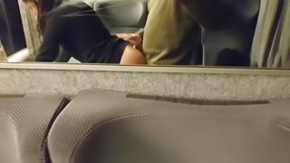 100% amateur: jeune ado se fait baiser dans le train par un inconnu-Solveig