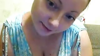 Chubby camgirl is playing with her big boobs and pussy
