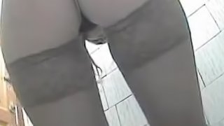 Hidden Camera Taping a Girl Peeing