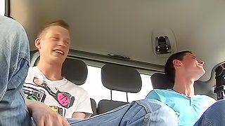 Justin Baber rides two raging cocks in the moving car