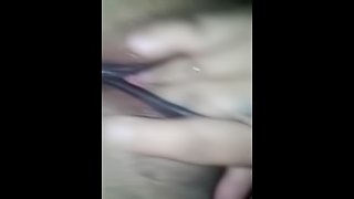 Spillpery wet pussy play masutrbation