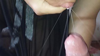 Sprinkles milk on cock and Bj.Fucking pussy.Breast milk.Cums in mouth