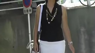 Classy Asian milf with no panties sharked on the street