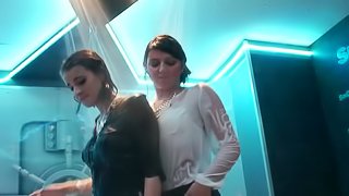 Dancing girls feel horny and eager