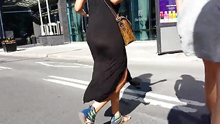 Candid white chick omg hot jiggle in dress!!!