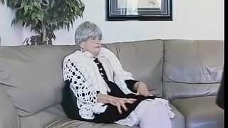 Elderly lady Beverly bounces on a fat dick like a real pro