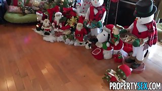 PropertySex Home Buyer Enjoys Holiday Gift Of Nailing Katy Jayne
