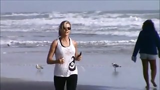 candid young milf jogging slow motion 46, nice tits