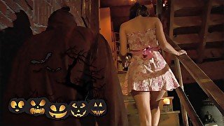 Stunning Pretty Tight Pussy Hot Girl's Halloween Treat Big Cock is Facial Cumshot direct into Mouth