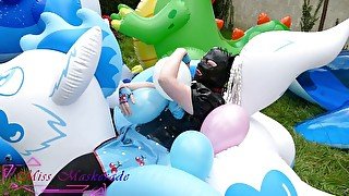 Miss Maskerade Rubber Doll Playing and Pop Balloon - Looner fetish in full latex 01