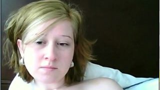 Webcam Teen blessed with that perfect innie pussy