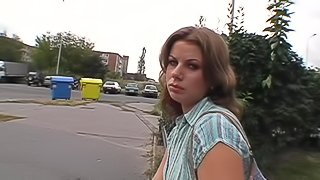 Clear-Eyed Babe Gives Head and Takes a Hardcore Fucking Outdoors in POV