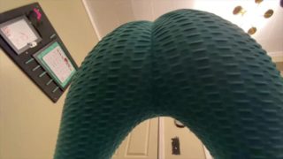Giantess - ButtCrush in Blue Preview