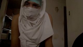 Real Amateur Arab Muslim Wife Mom In Hijab Masturbates Her Creamy Pussy To Extreme Orgasm On Webcam
