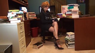 Ginger the Librarian