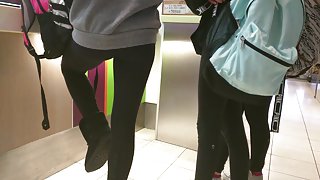 Airport Teens 2