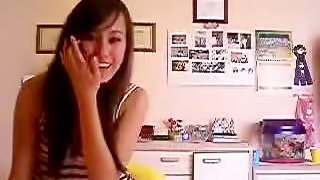 Cute Girl Showing Her Small Tit In A Homemade Video