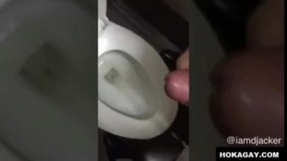 New pinoy chinupa ko kaklase ko sa skull toilet