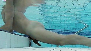 My first underwater orgasm at the massage jet reenacted