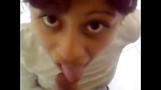 Amateur Latina gets a facial