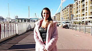 The new adventures of Lylou, a sex bomb in Marseille!