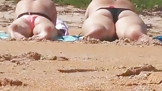 Candid Fat Ass college girl at the beach