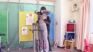 Things get hot in the gym when a Japanese MILF gets fucked