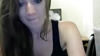 webcam babe gets naked for you