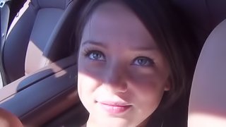 Hitchhiking teen gives up her asshole for a ride