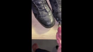 Married Straight Cop Cumming On Boots